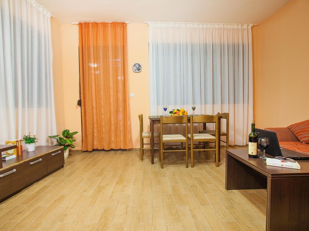 Apartments Elite Azur Петровац Экстерьер фото